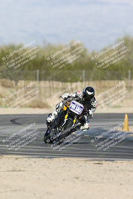 media/Jan-15-2026-Racers Edge (Thu) [[dfebeb70ab]]/2-A Group/Session 5 Turn 2/